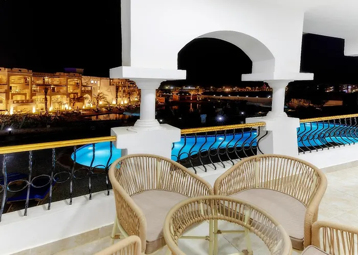E21 Nabq Bay *